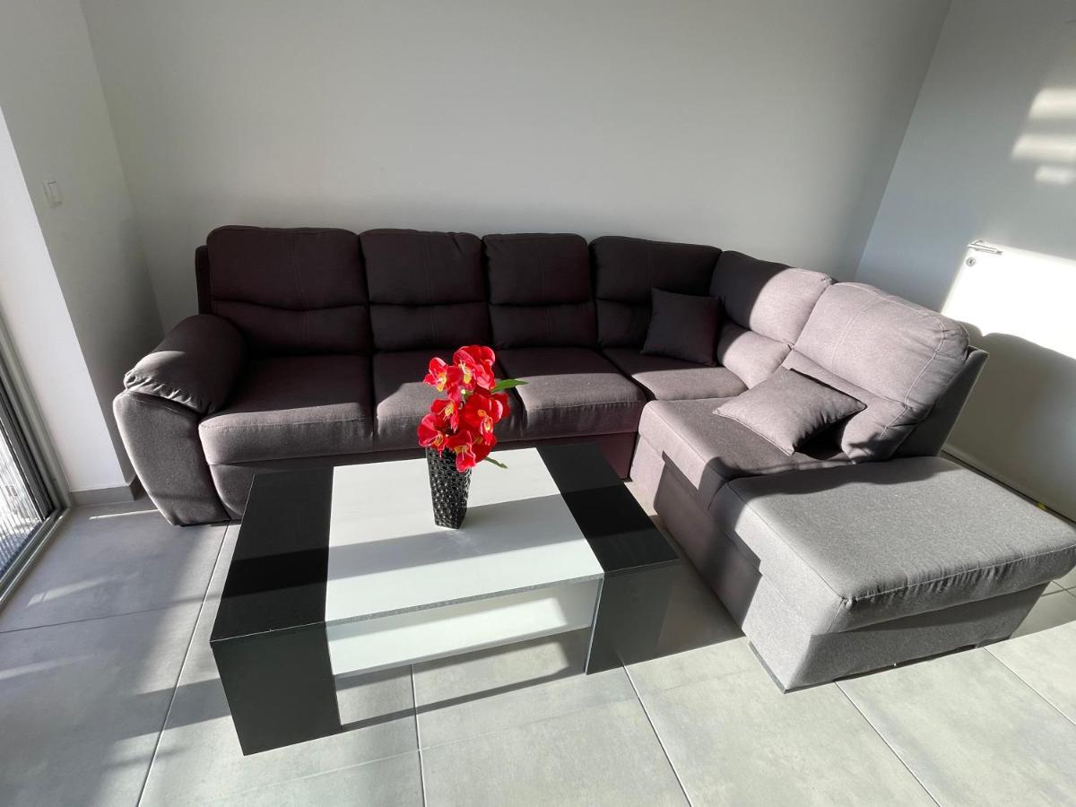 Lia-jolie Apartment *