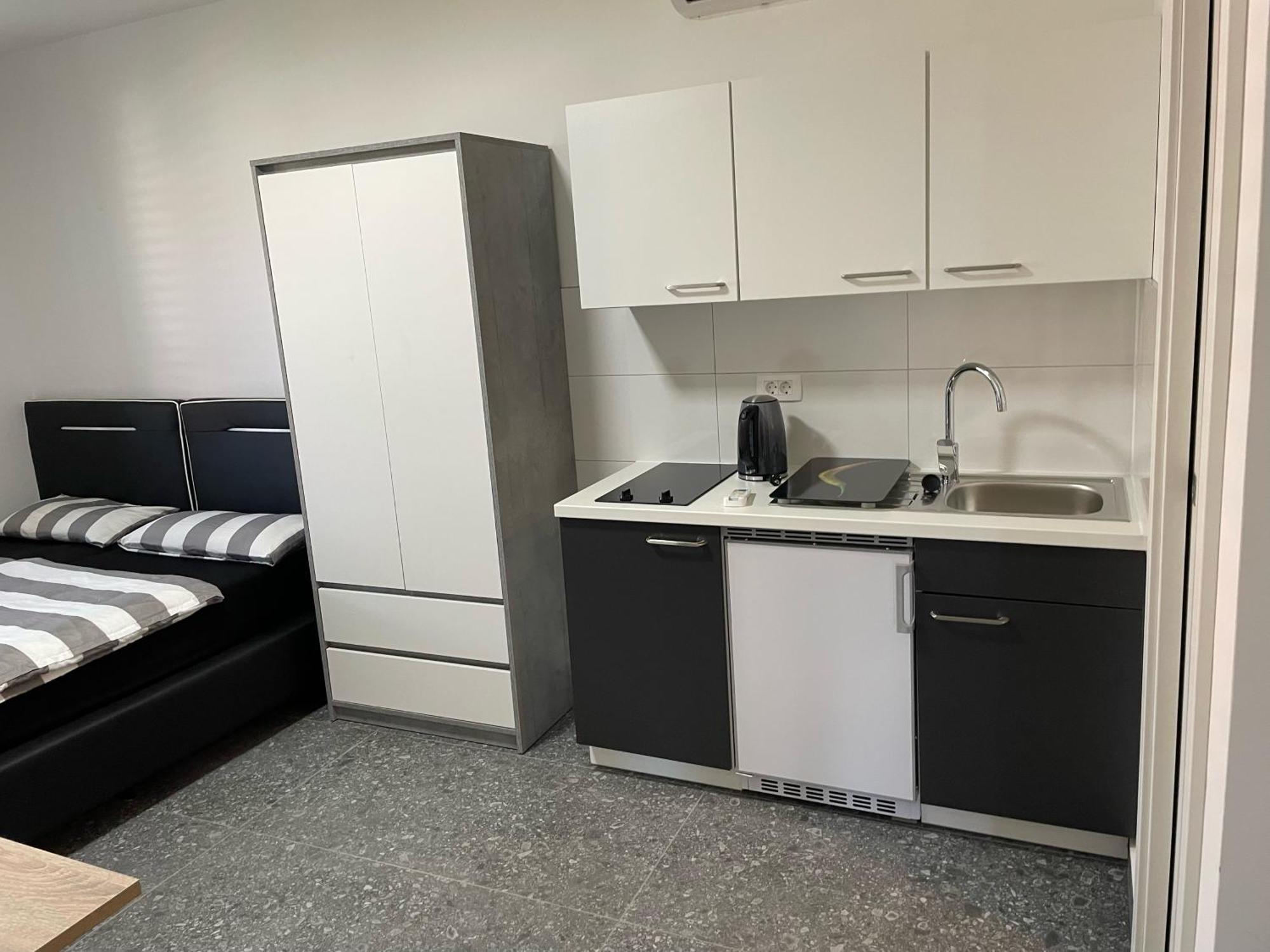 Lia-jolie Apartment *